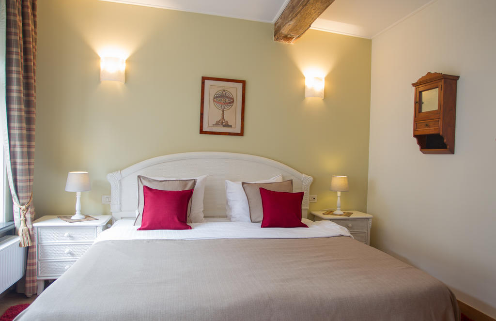 Bed and Breakfast Logies Amelias Brujas Habitación foto